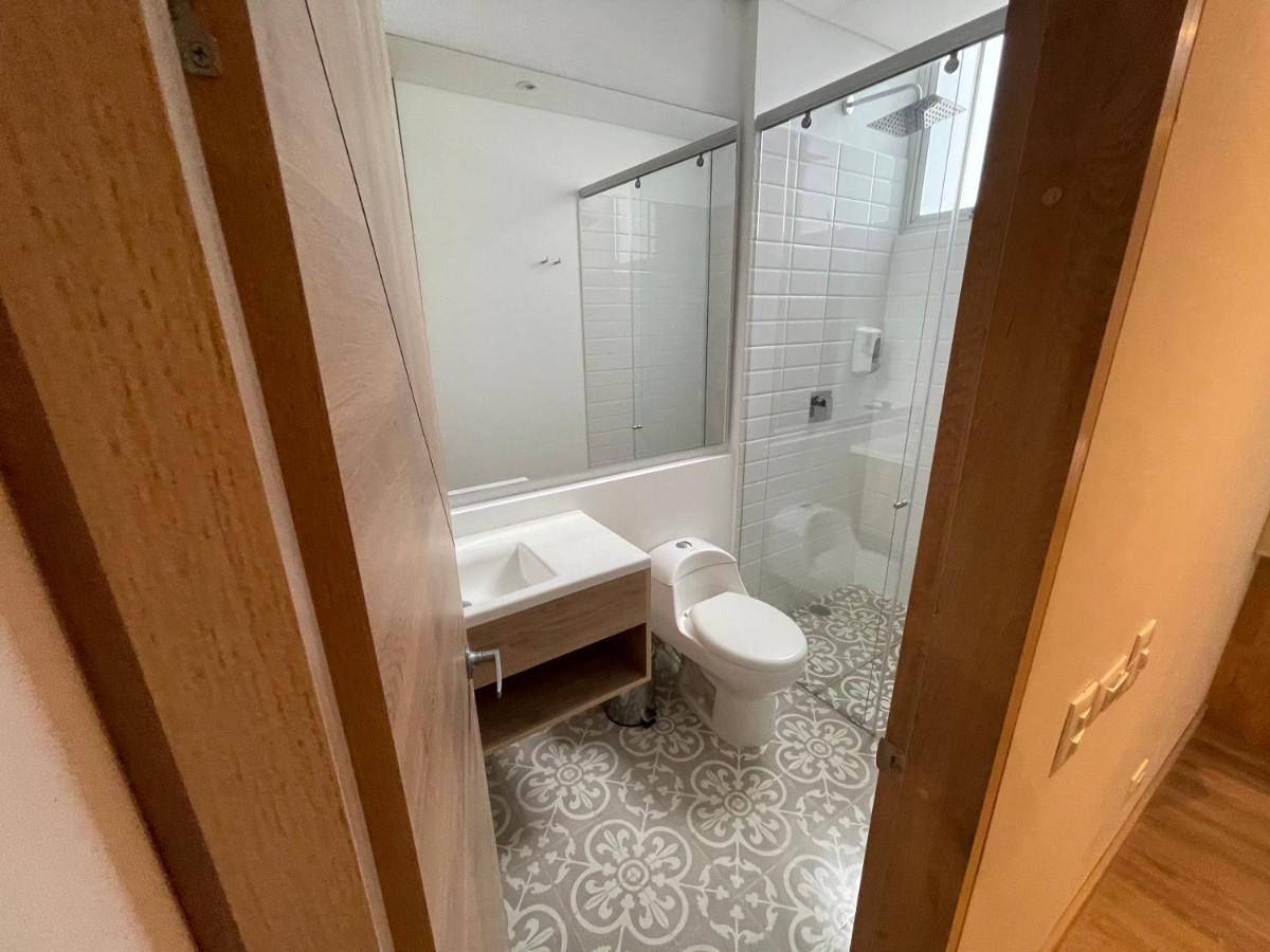 Em Hotel Corferias Embajada Americana Богота Экстерьер фото
