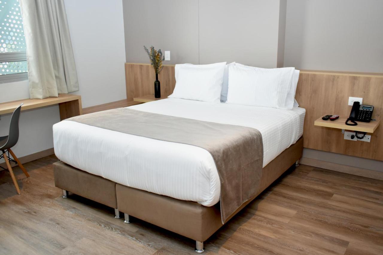 Em Hotel Corferias Embajada Americana Богота Экстерьер фото