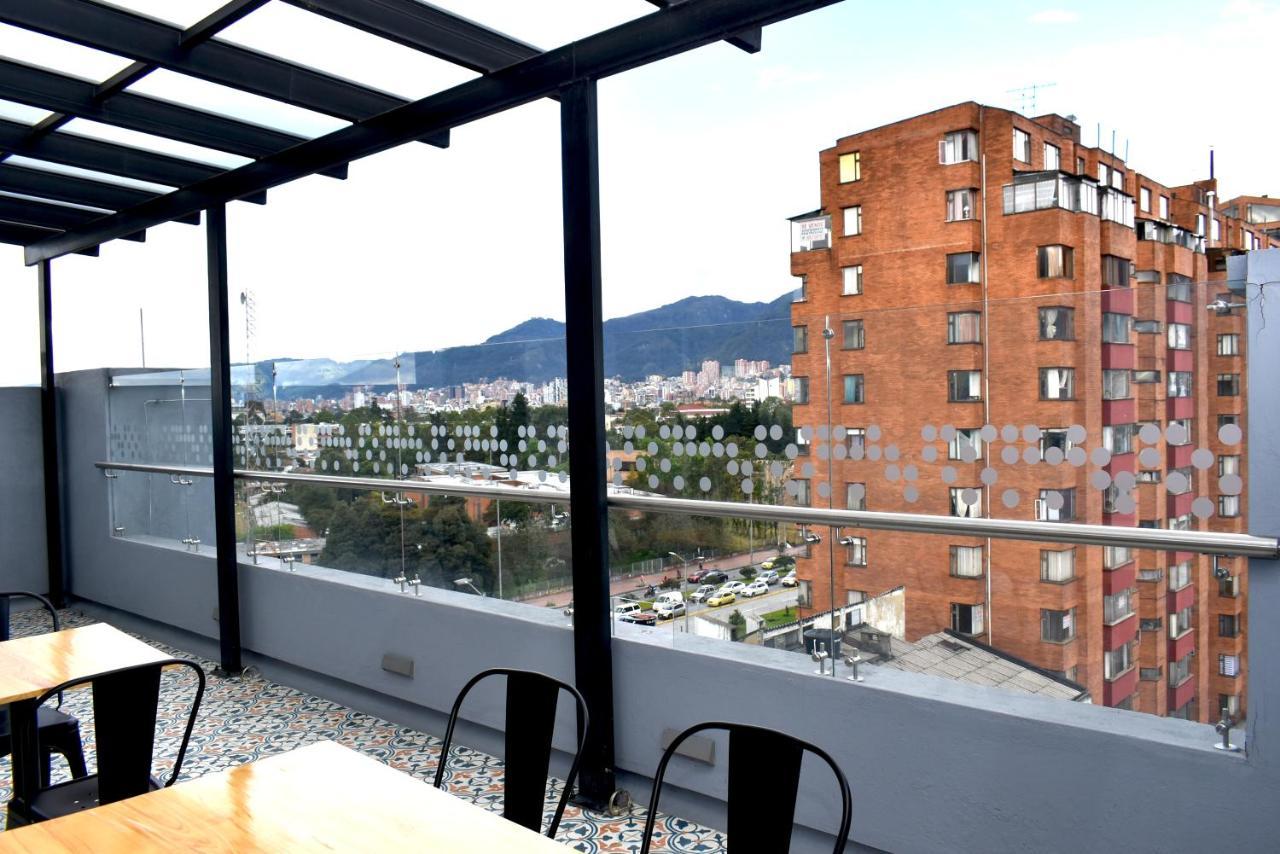 Em Hotel Corferias Embajada Americana Богота Экстерьер фото